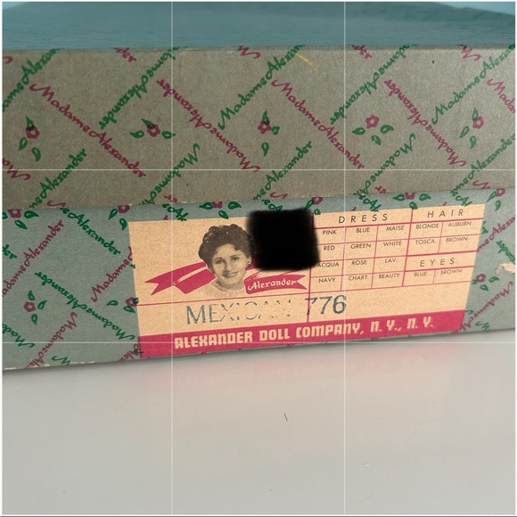 Vintage 1960s Madame Alexander Doll - Picture 6 of 6